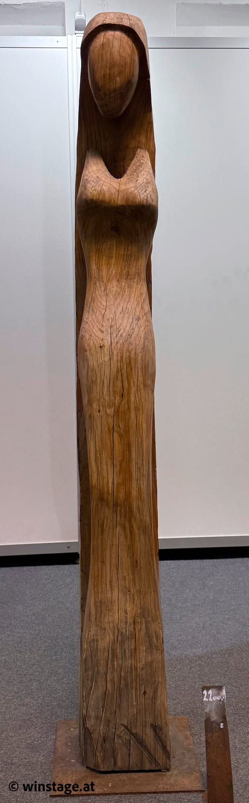 No. 8 (Holz: Eiche)